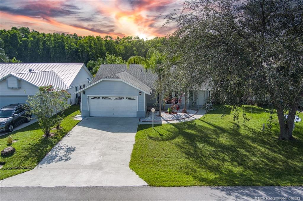 6659 SE Amyris Ct