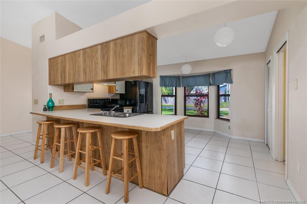 6659 SE Amyris Ct