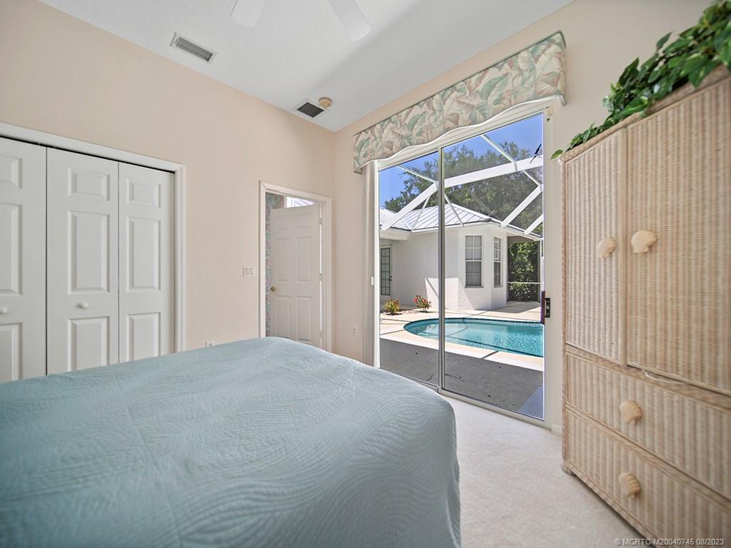 2855 NE Sewalls Landing Way