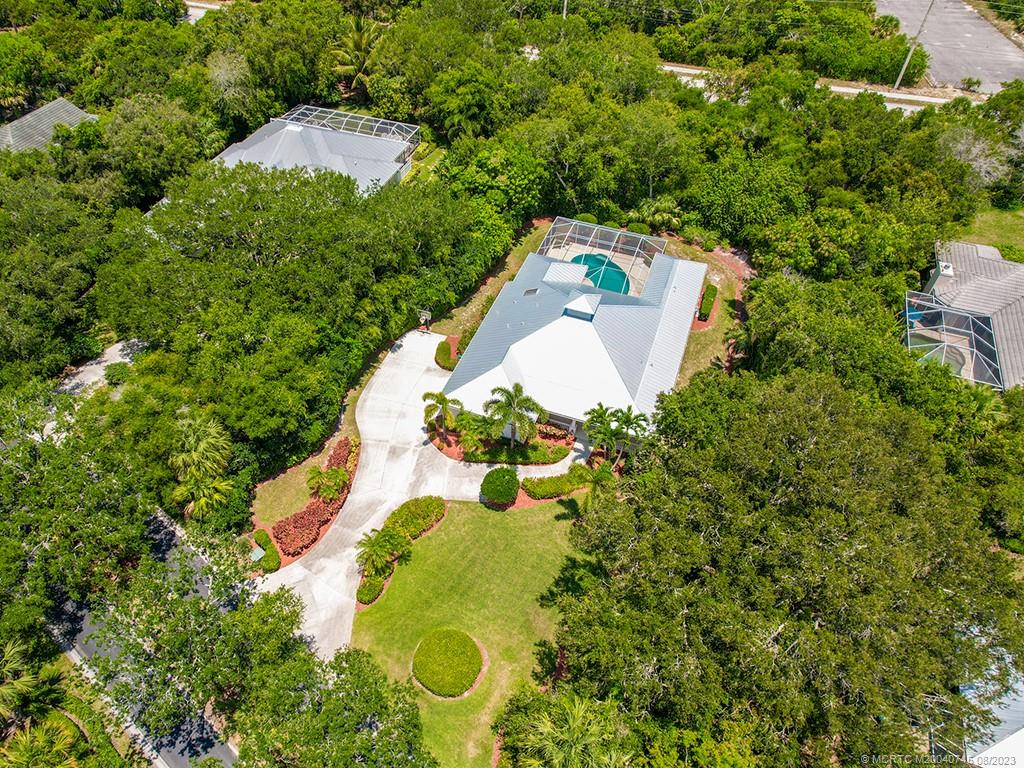 2855 NE Sewalls Landing Way