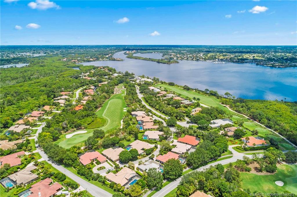 1417 NW Winters Creek Road