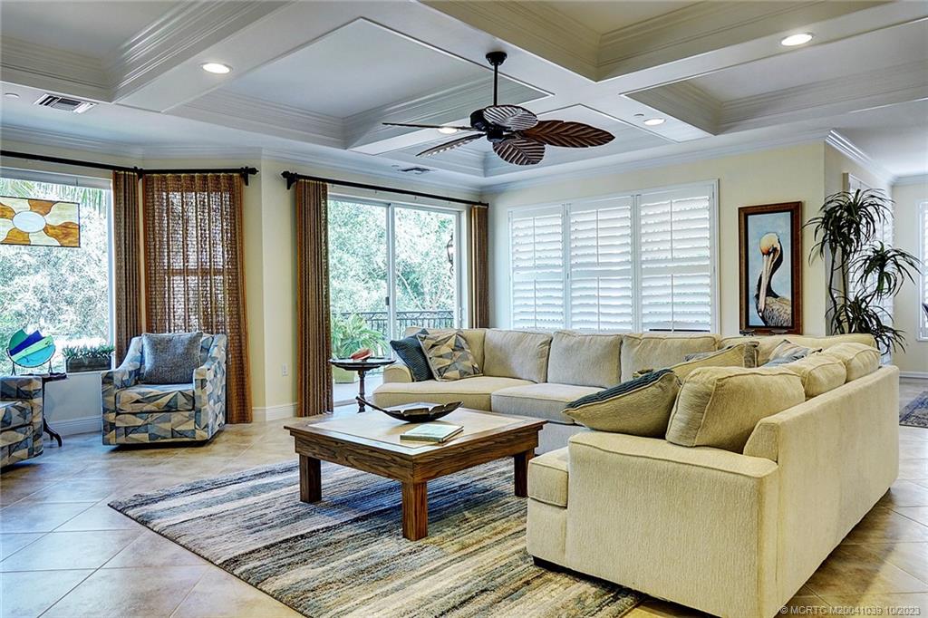 1532 NE Outrigger Landings Drive