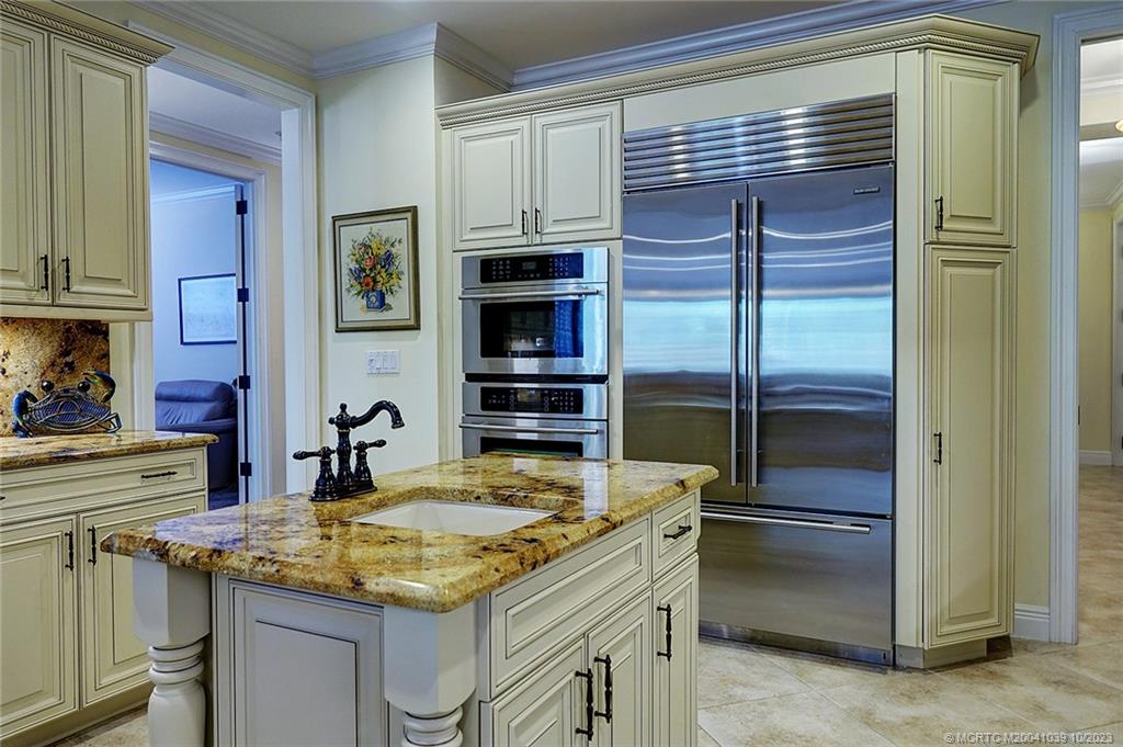 1532 NE Outrigger Landings Drive