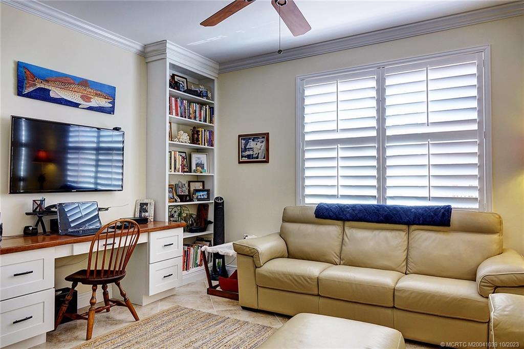 1532 NE Outrigger Landings Drive