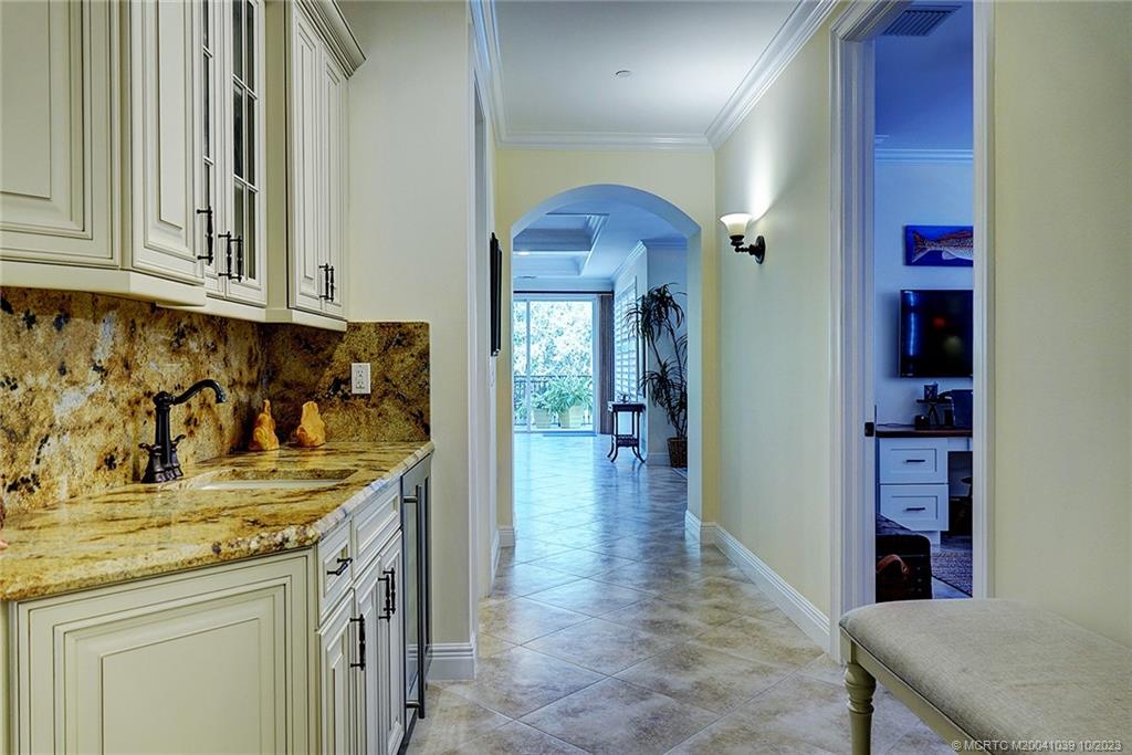 1532 NE Outrigger Landings Drive