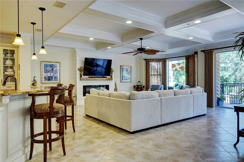 1532 NE Outrigger Landings Drive