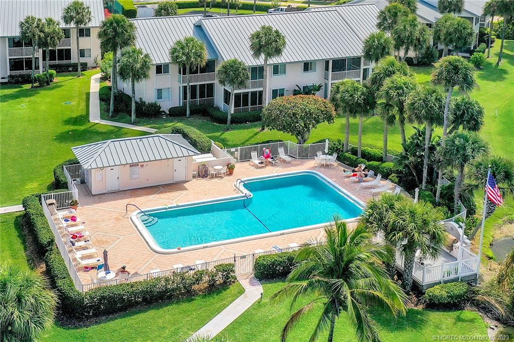 534 NE Plantation Road 4601