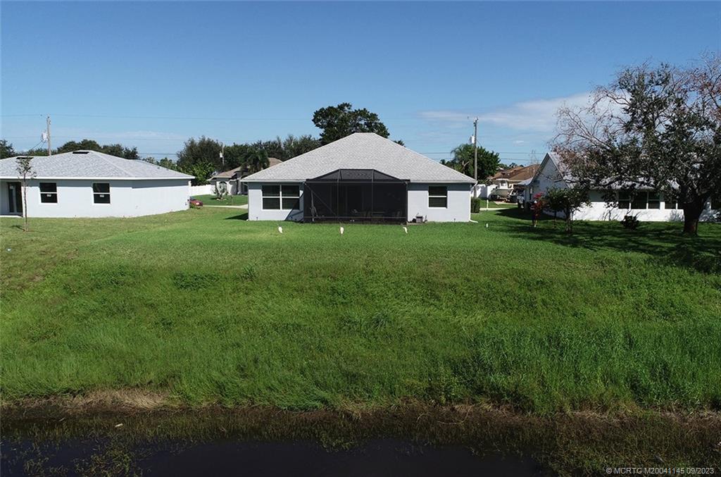 378 SW Jeanne Avenue
