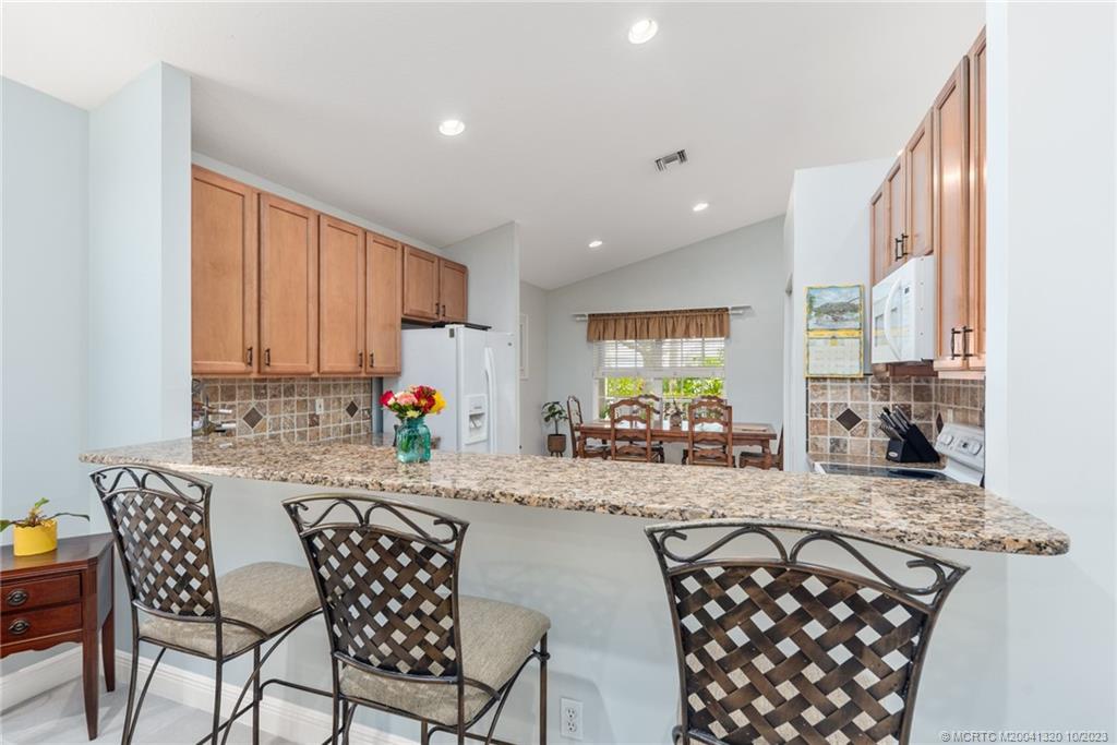 2306 SW Estella Terrace