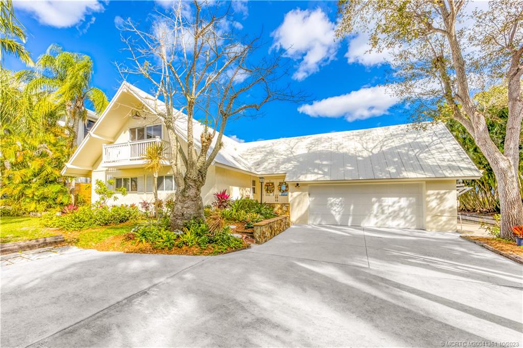 2034 SW Mockingbird Lane