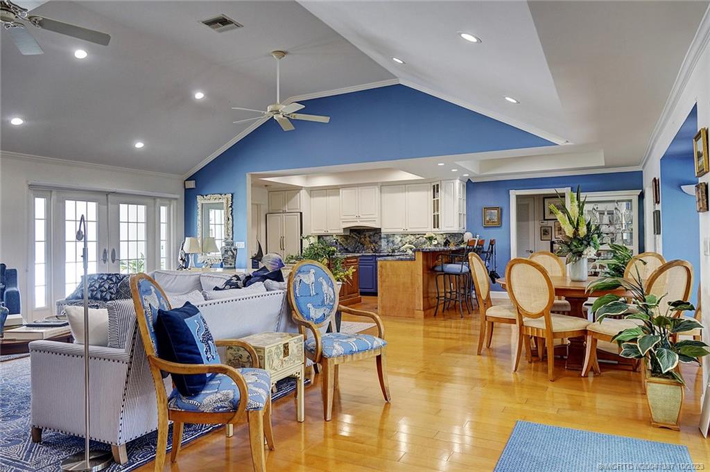 3471 SE Clubhouse Place