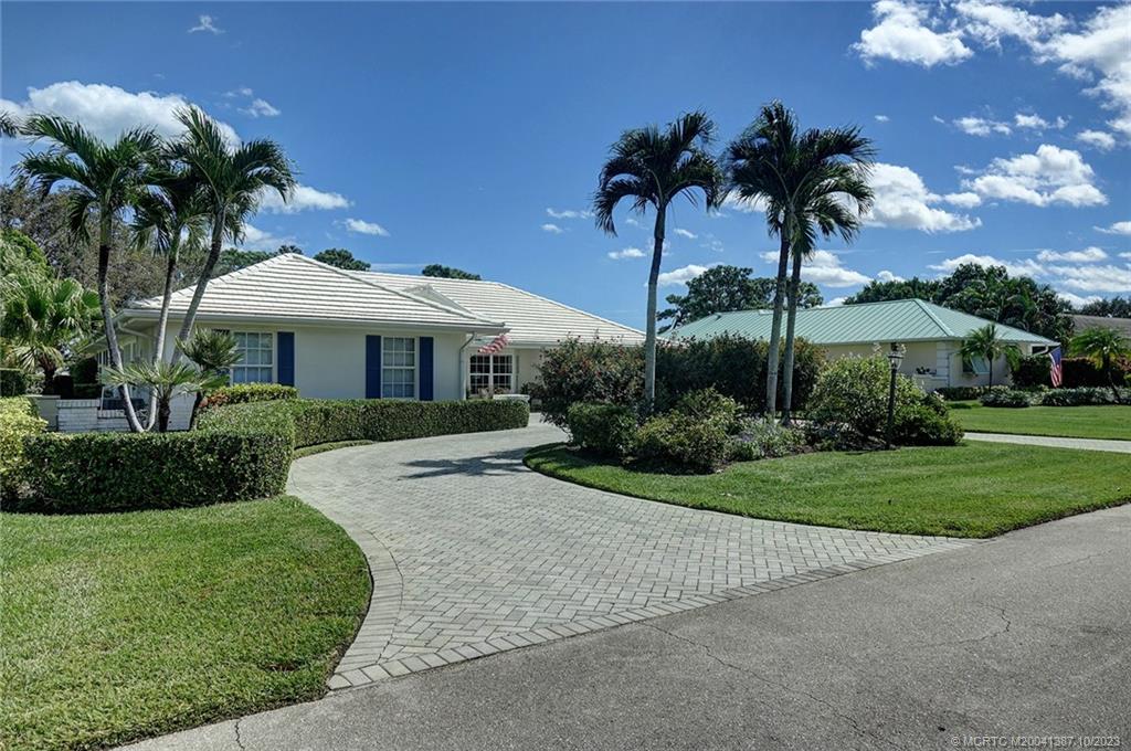 3471 SE Clubhouse Place