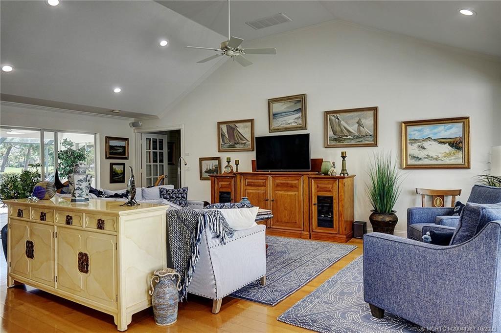 3471 SE Clubhouse Place