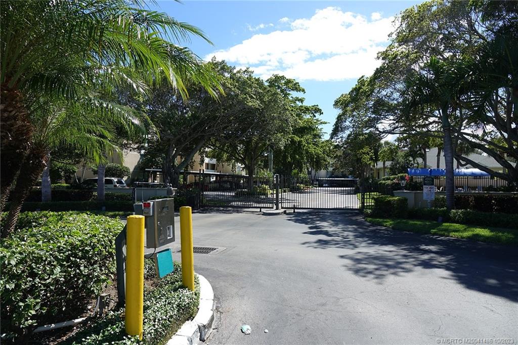 3382 NE Causeway Blvd 203