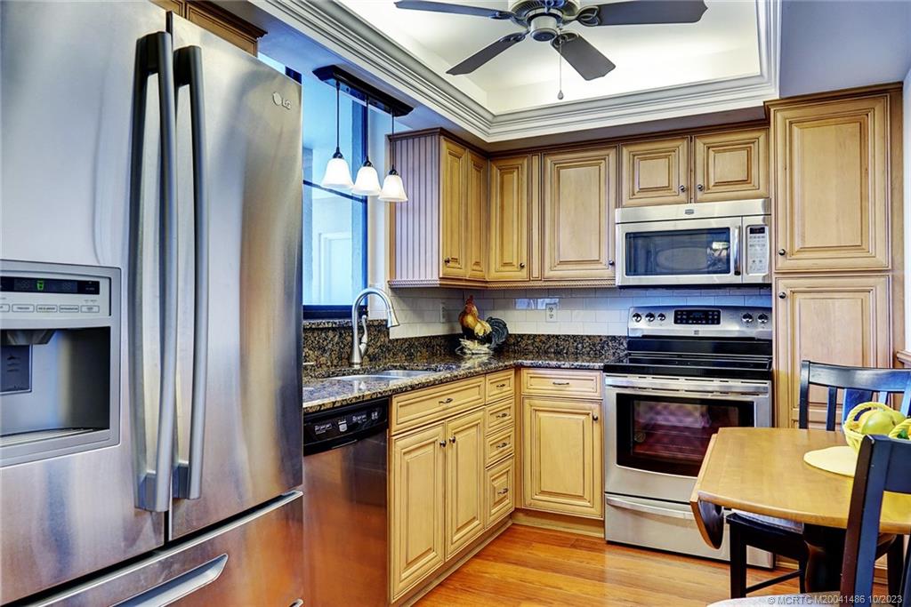 3382 NE Causeway Blvd 203