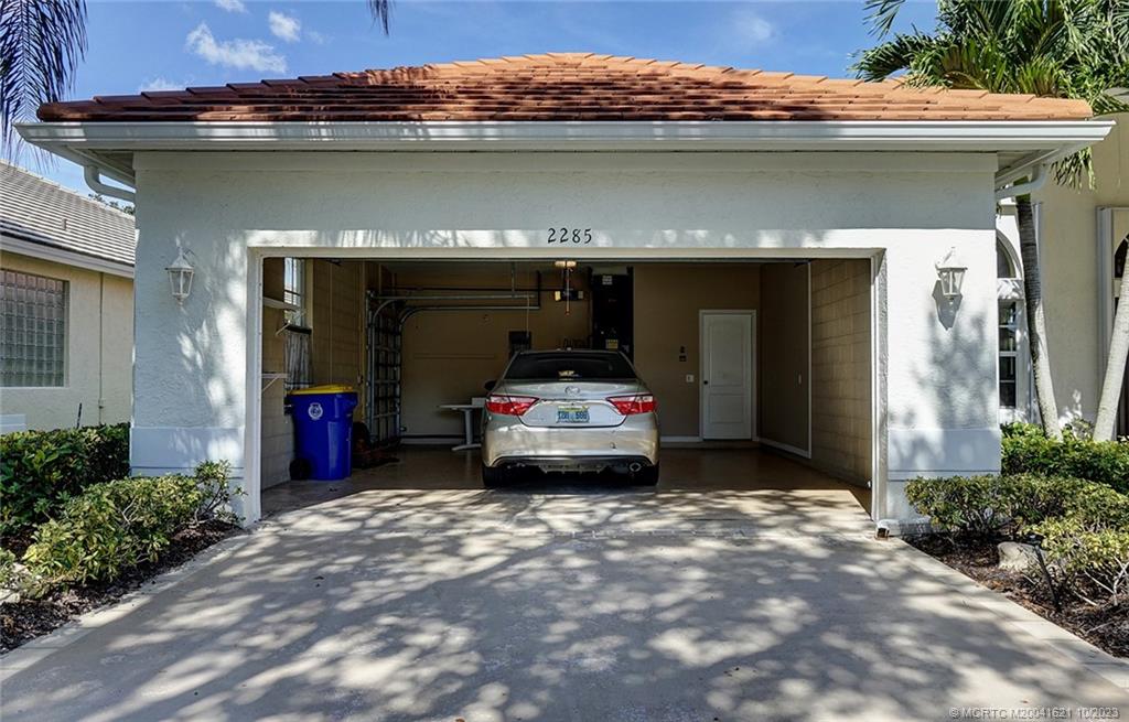 2285 SW Whitemarsh Way