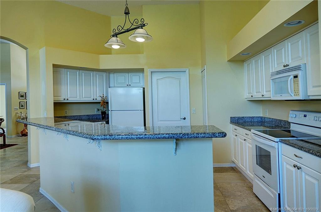 2285 SW Whitemarsh Way