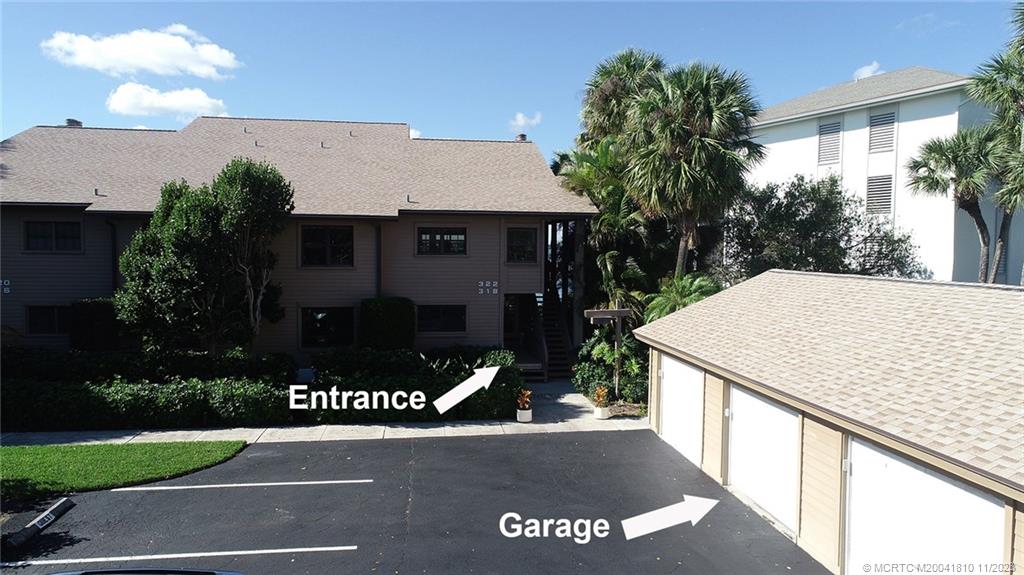 318 NE Edgewater Drive
