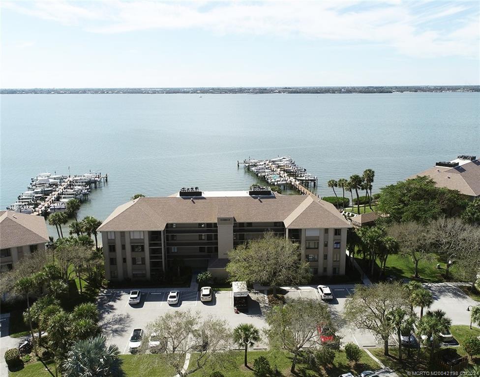 4540 NE Sandpebble Trace 304