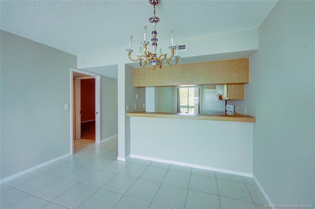 4540 NE Sandpebble Trace 304