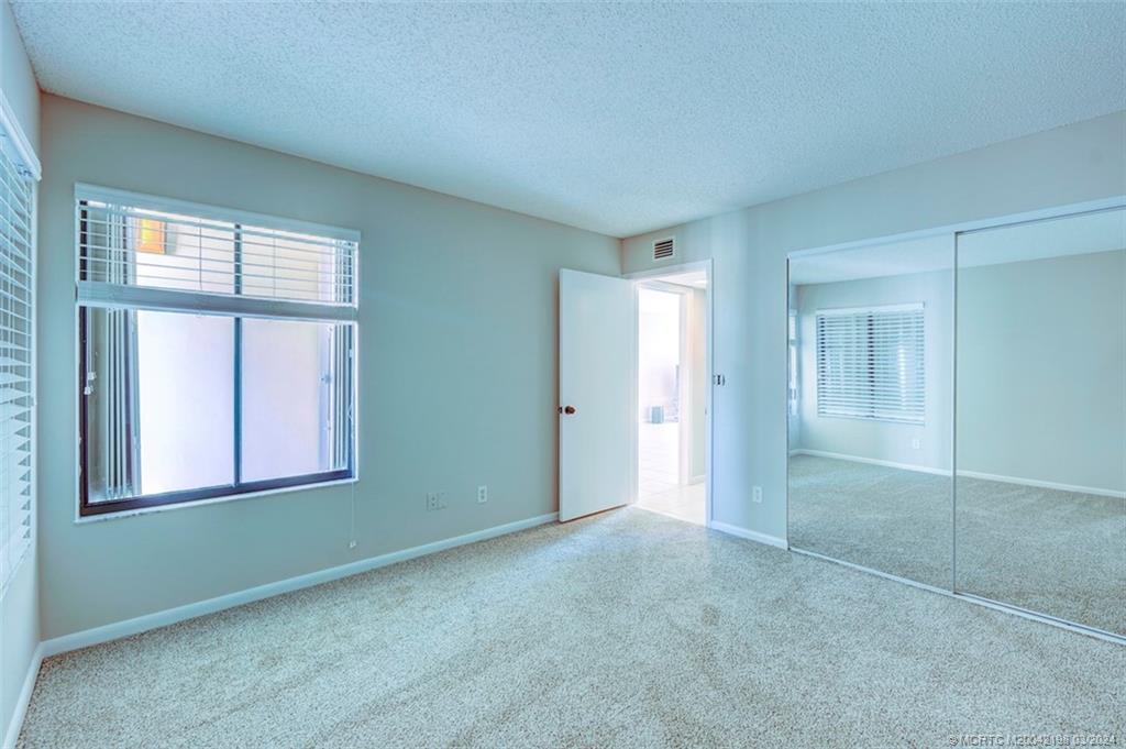 4540 NE Sandpebble Trace 304