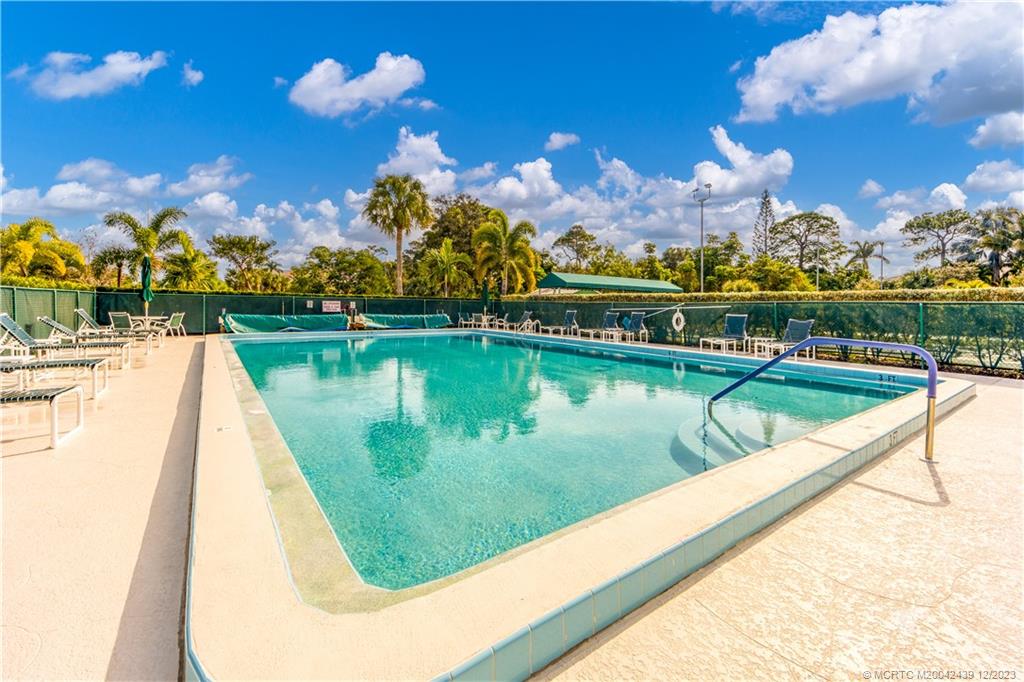 2950 SE Ocean Blvd 131-6