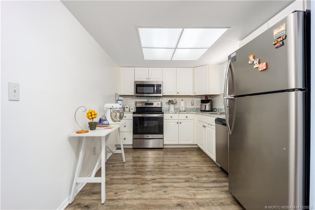 2950 SE Ocean Blvd 131-6