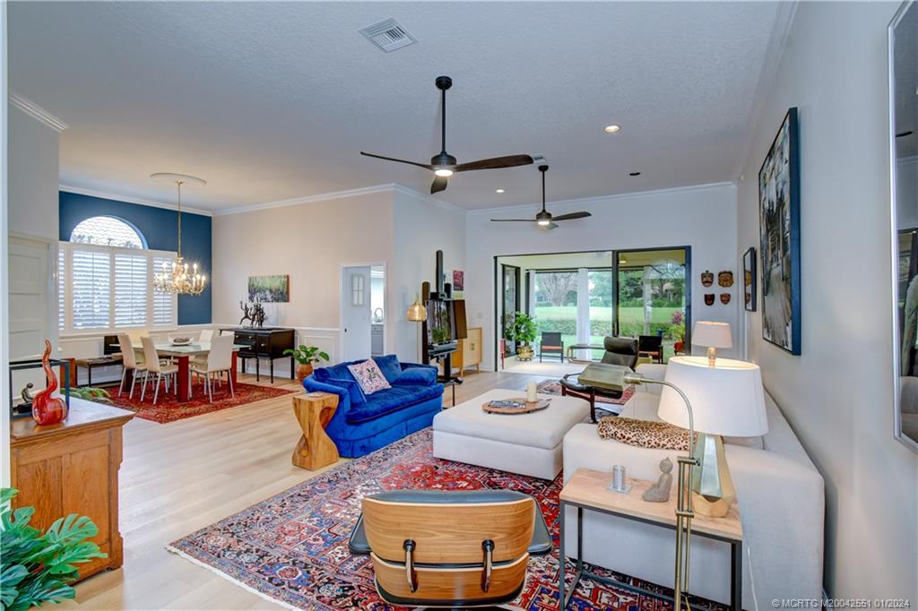 3290 SE Cambridge Drive