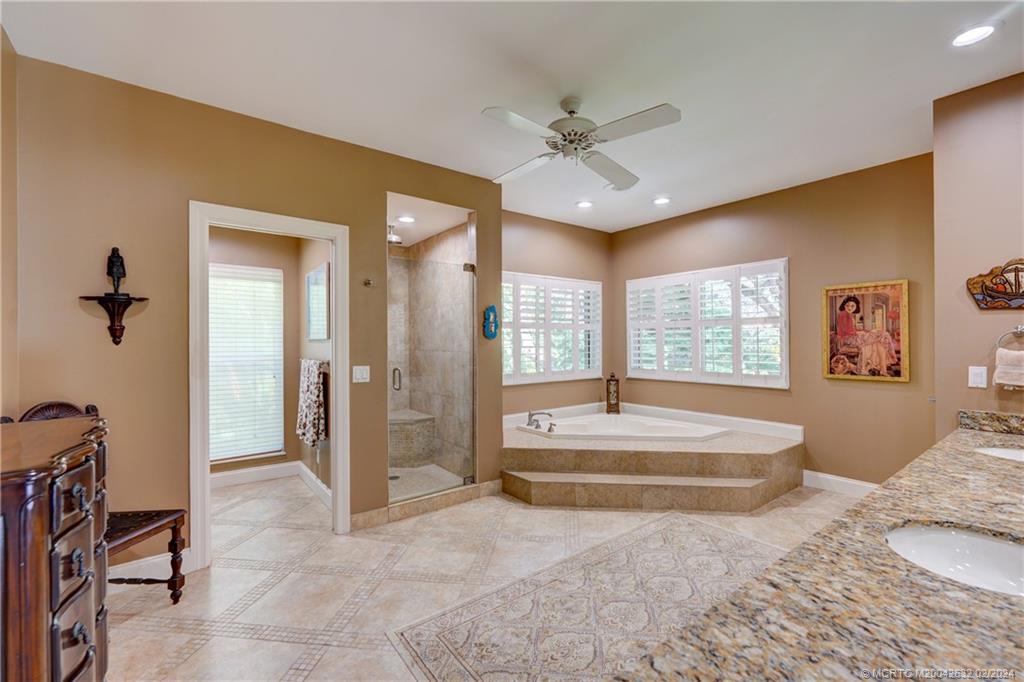 132 S River Road
