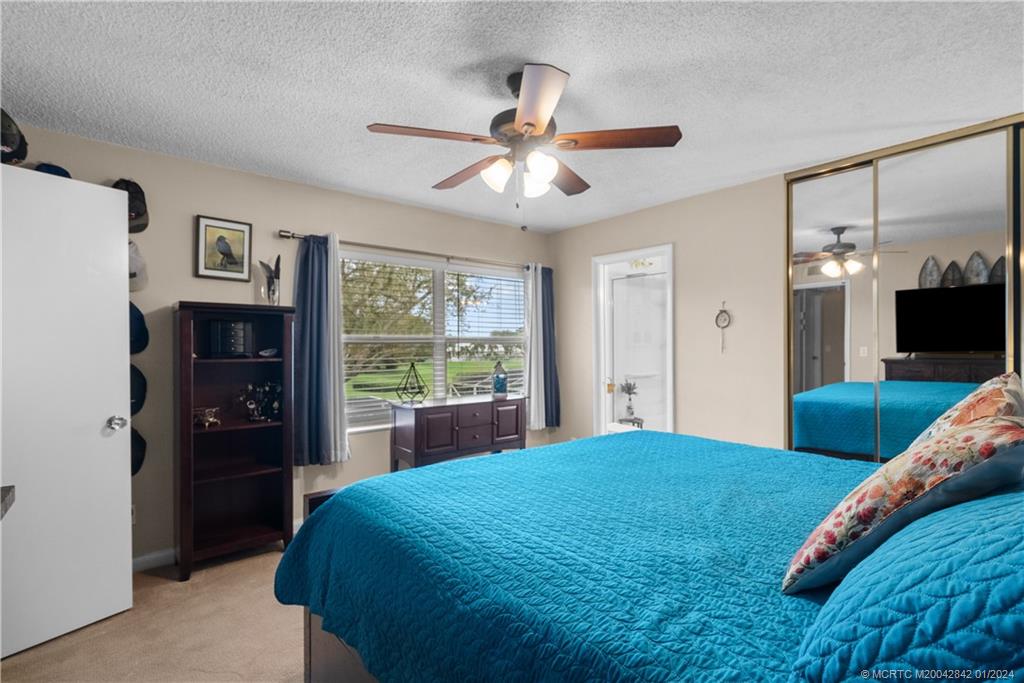 2853 SW Lakemont Place