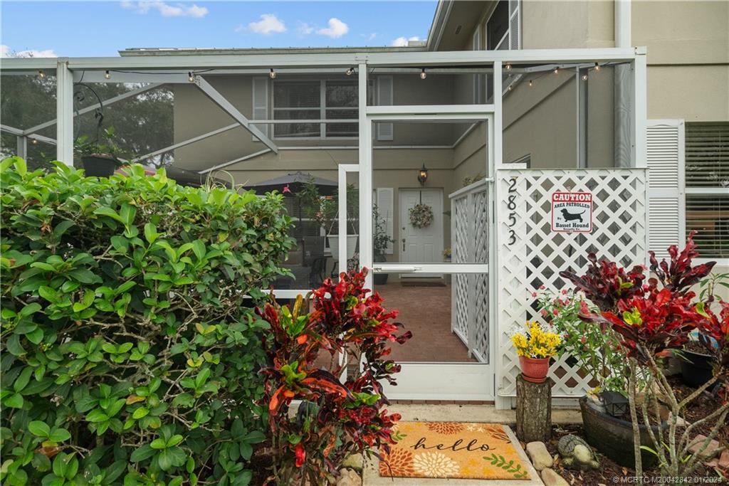 2853 SW Lakemont Place