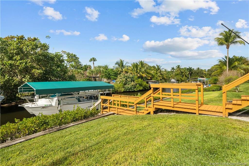 512 SE Krueger Creek Place
