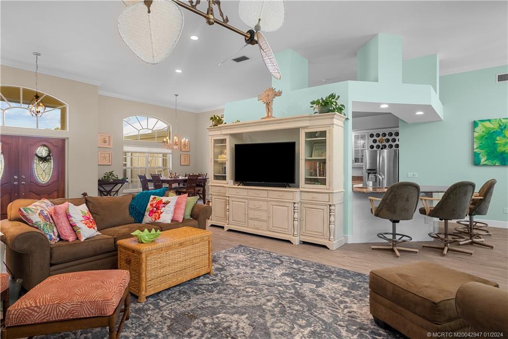 512 SE Krueger Creek Place