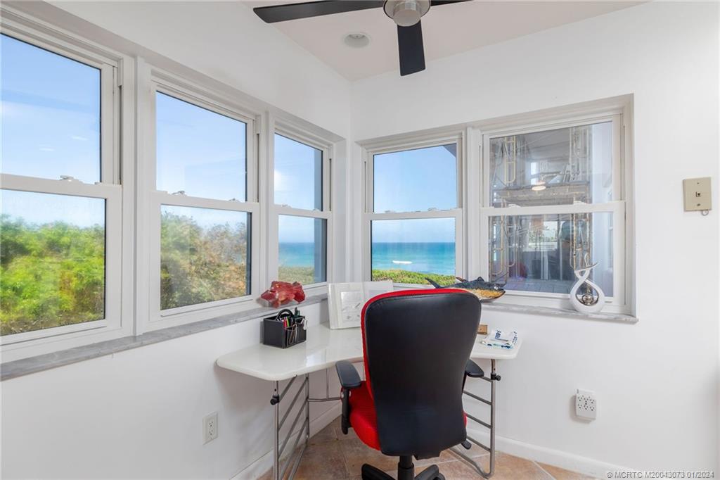 1555 NE Ocean Blvd 203N