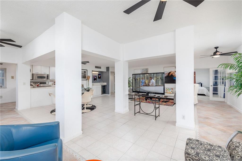 1555 NE Ocean Blvd 203N