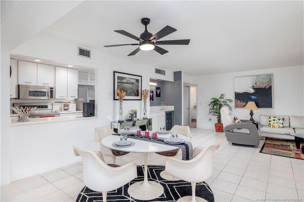 1555 NE Ocean Blvd 203N