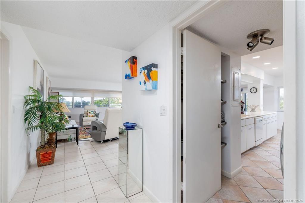 1555 NE Ocean Blvd 203N