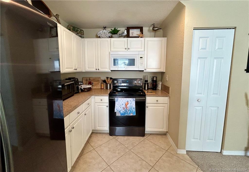 2813 SE Birmingham Drive 10