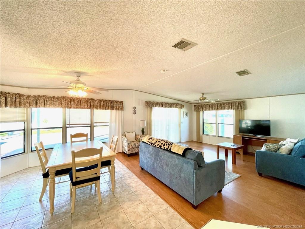 466 SE Trafalgar Terrace