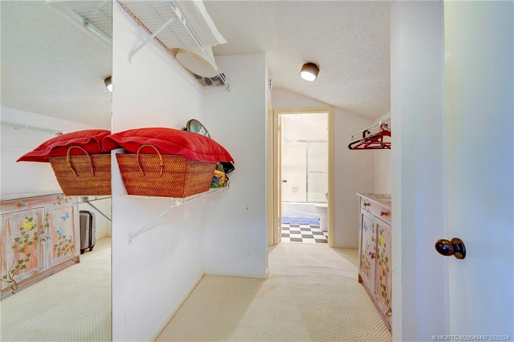 233 NE Edgewater Drive 201