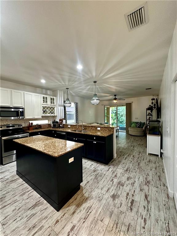 6216 SW Bald Eagle Drive