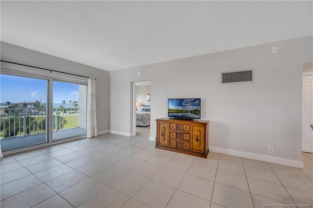4117 Bougainvilla Drive 412