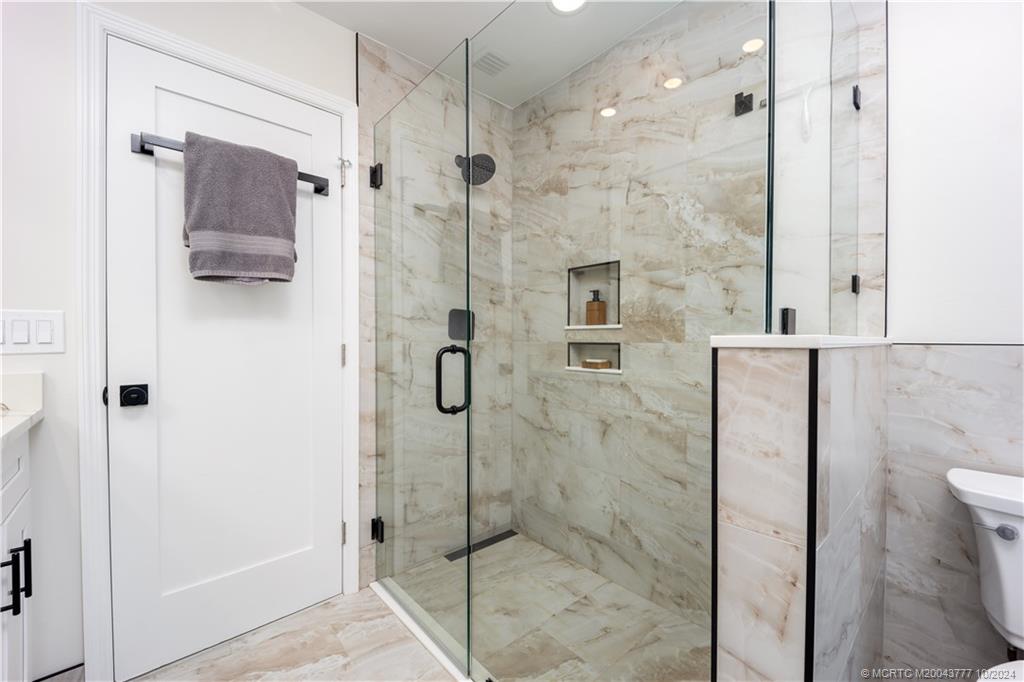 2556 NW Captiva Cove