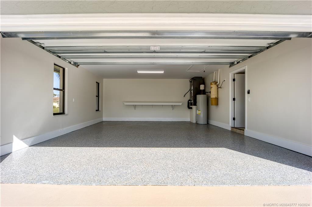 2556 NW Captiva Cove