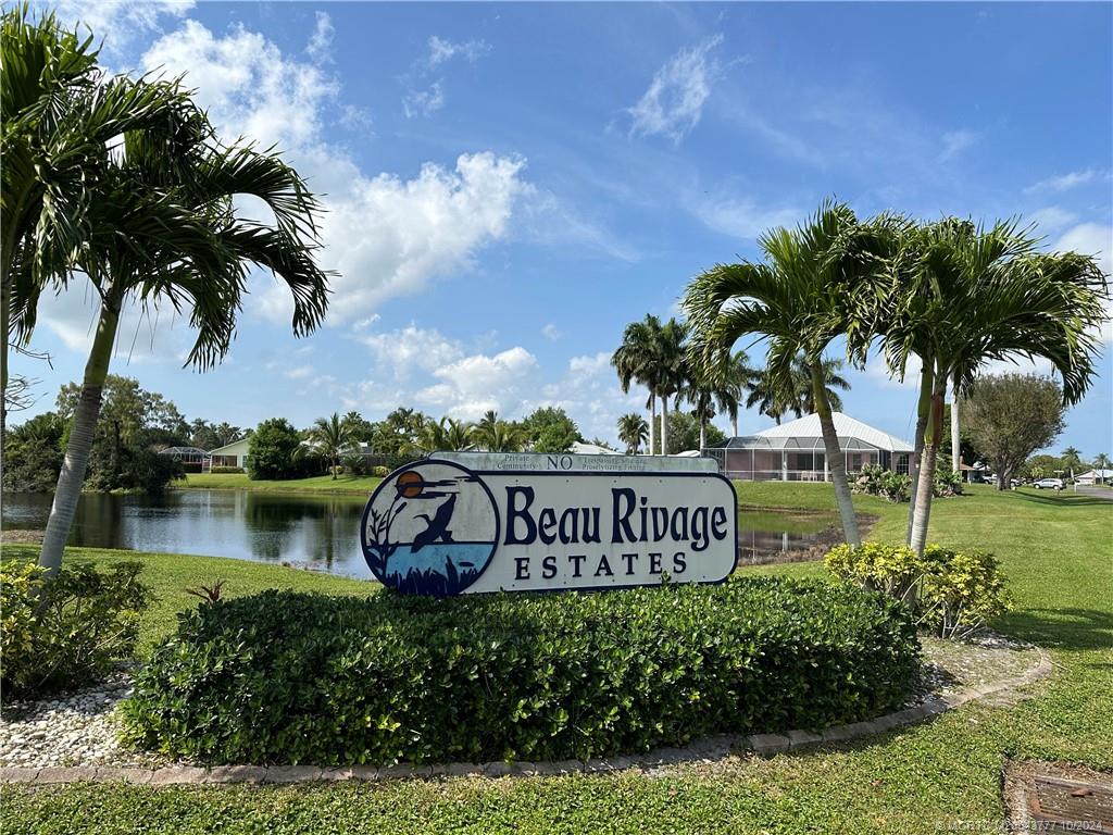 2556 NW Captiva Cove