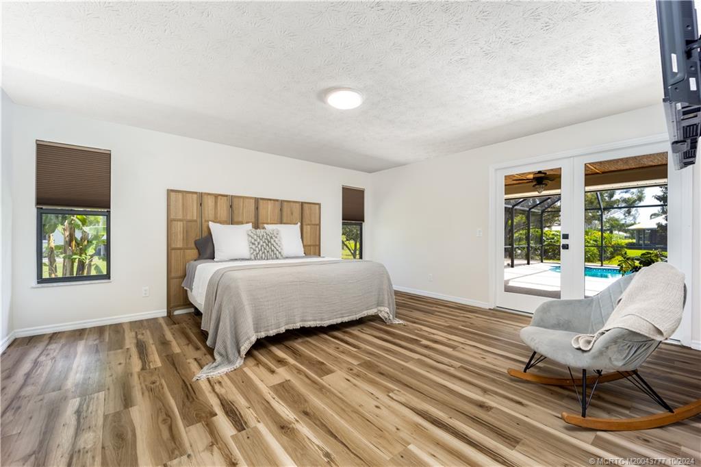 2556 NW Captiva Cove