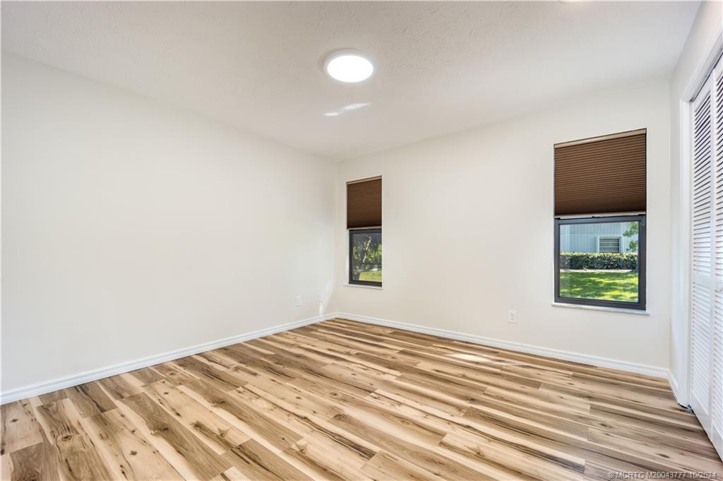 2556 NW Captiva Cove