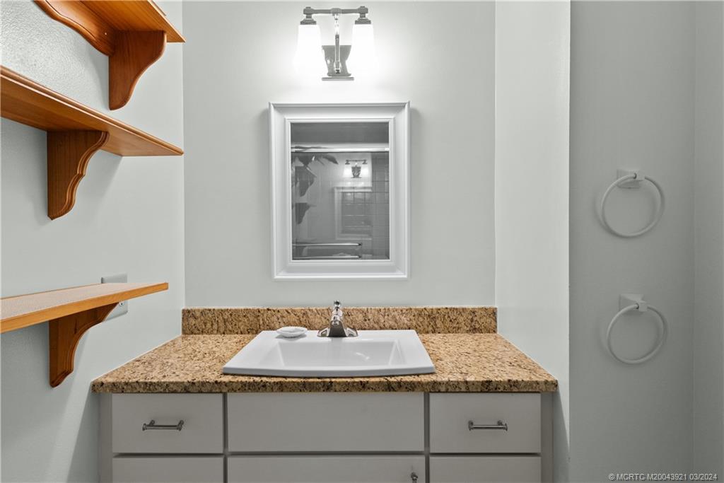 4767 SE Binnacle Way 2-107