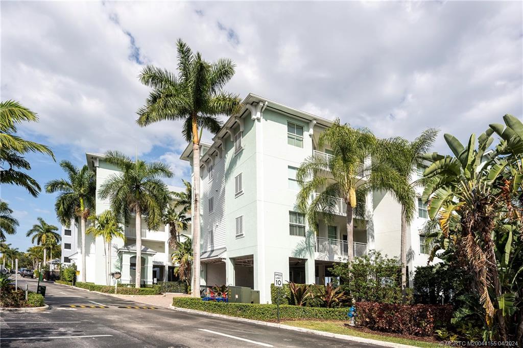 815 NW Flagler Avenue 206