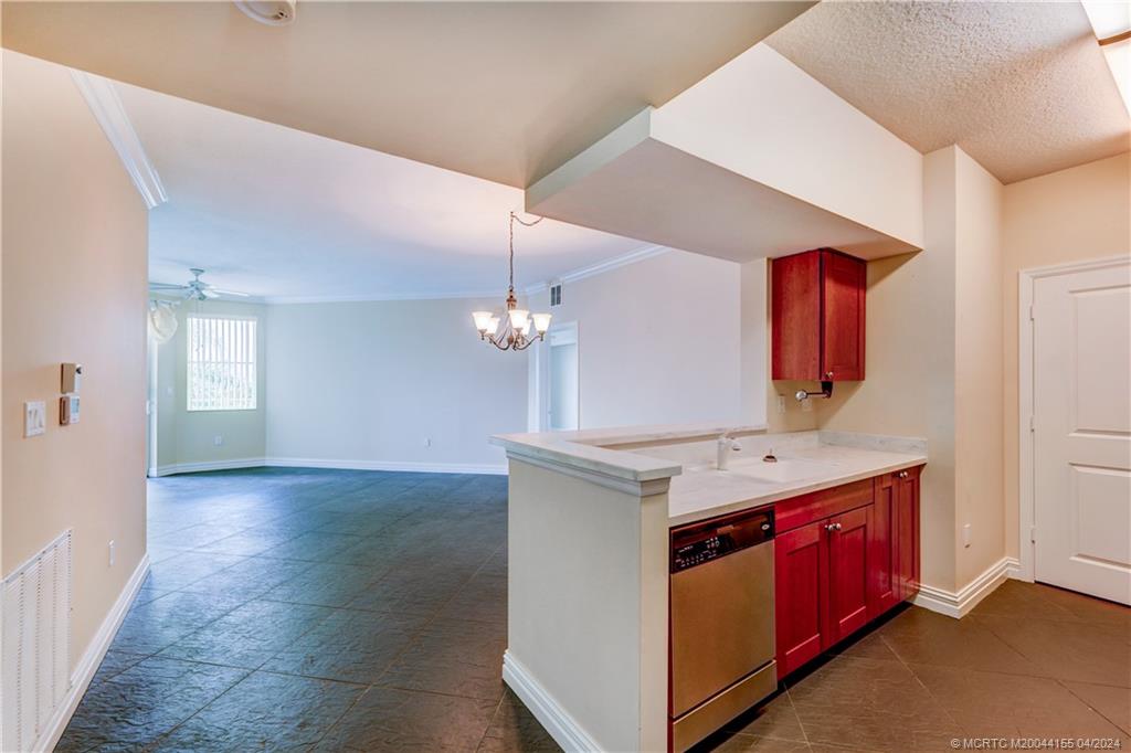 815 NW Flagler Avenue 206